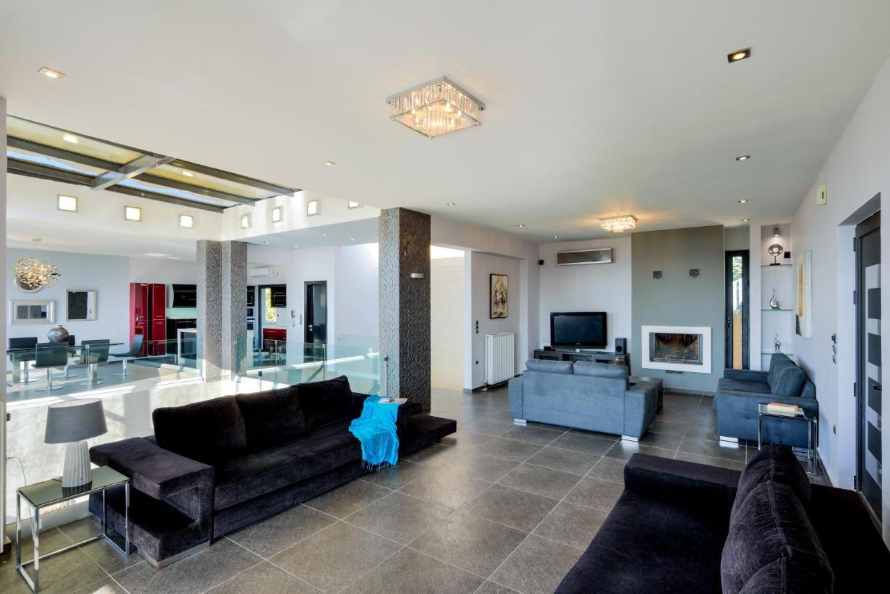 Adorno Luxury Villas Chorafakia Bagian luar foto