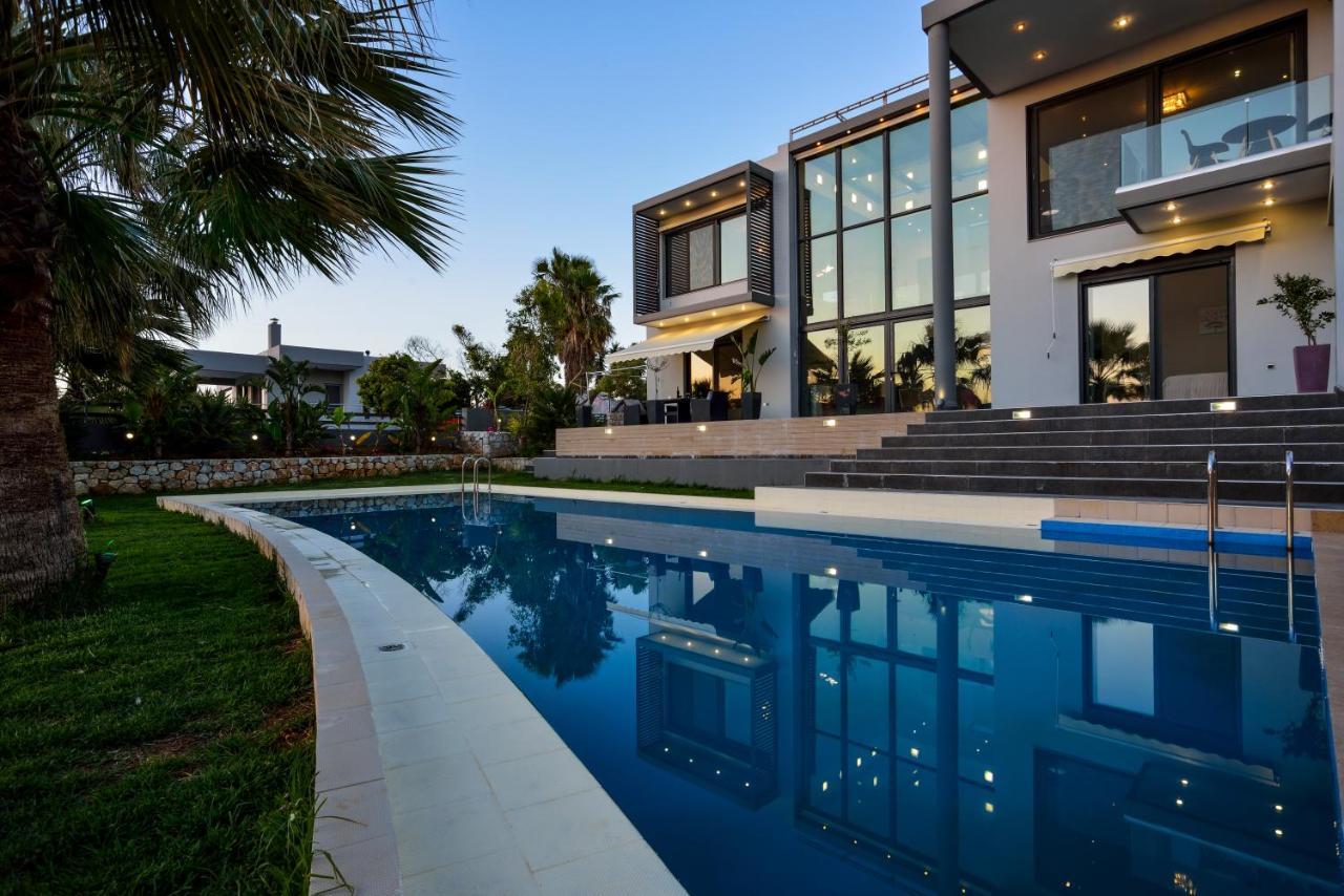 Adorno Luxury Villas Chorafakia Bagian luar foto