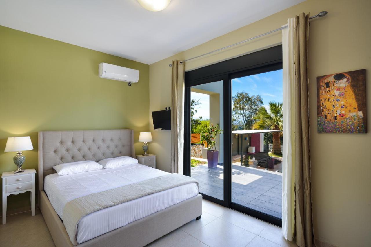 Adorno Luxury Villas Chorafakia Bagian luar foto
