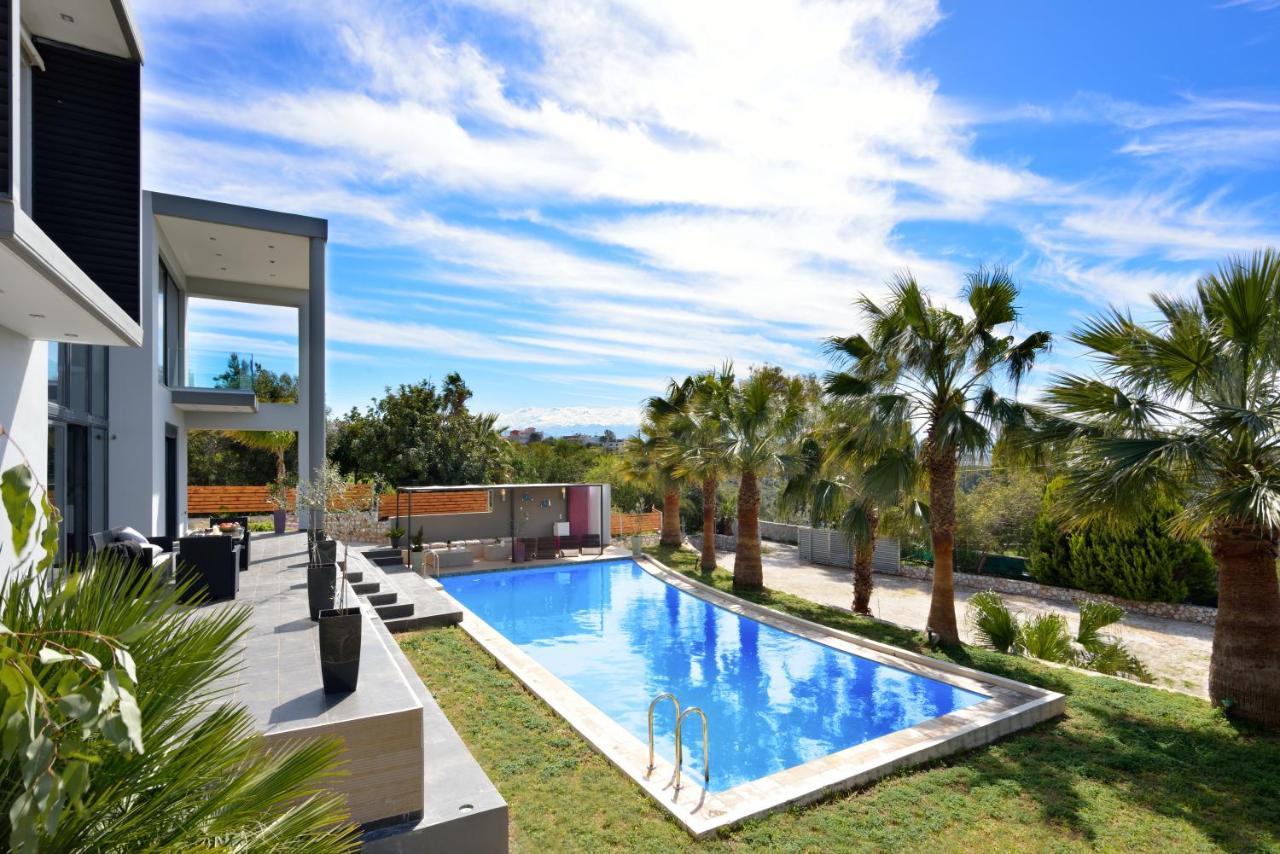 Adorno Luxury Villas Chorafakia Bagian luar foto