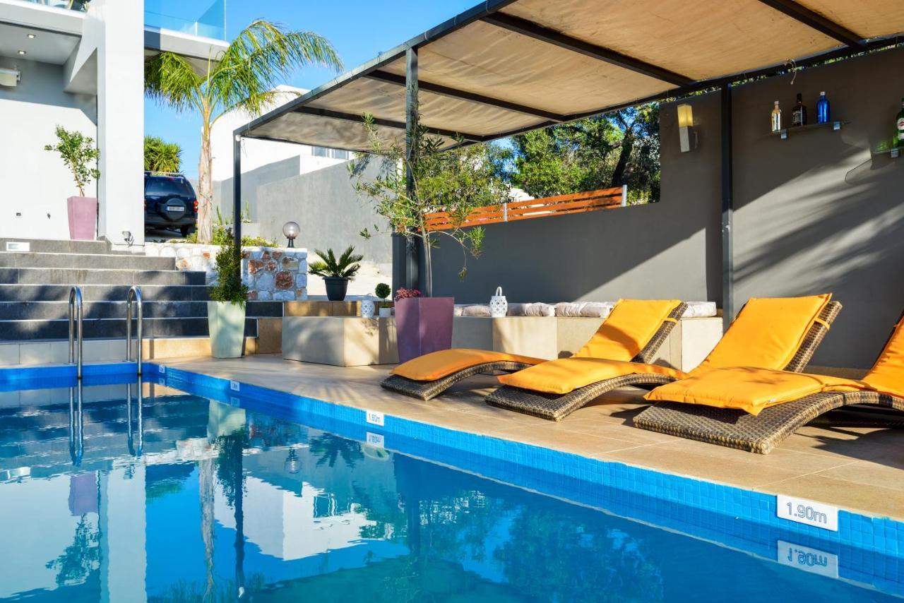 Adorno Luxury Villas Chorafakia Bagian luar foto