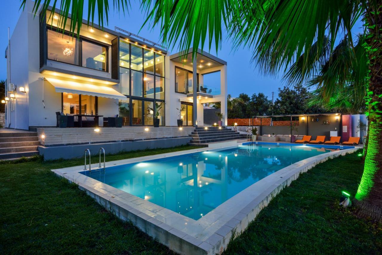 Adorno Luxury Villas Chorafakia Bagian luar foto
